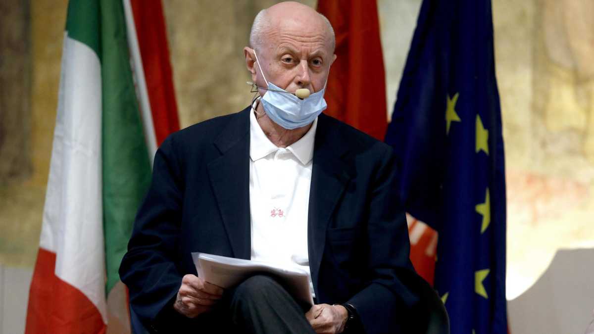 Immagine di Tabacci rinuncia alla delega allo Spazio