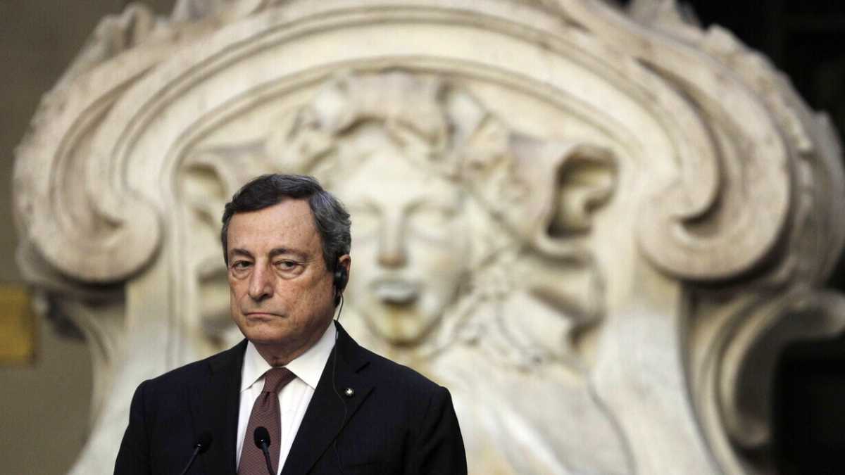 Immagine di Draghi fa benone ai partiti