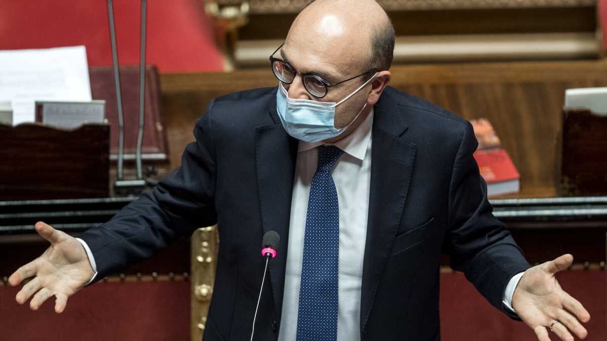 Immagine di "Sul reddito di cittadinanza iI M5s metta da parte l'ideologia". Parla Misiani (Pd)