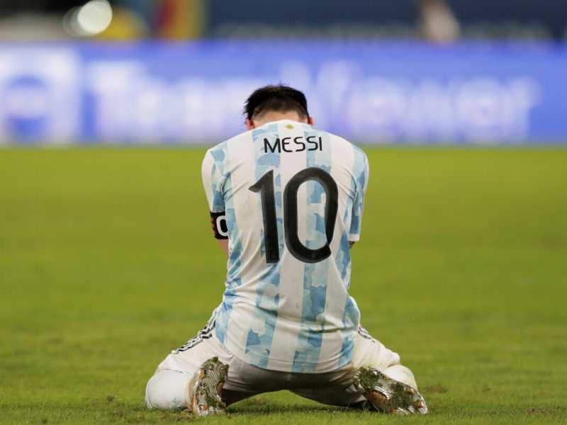 Lionel Messi, con la maglia della nazionale argentina (Ansa)