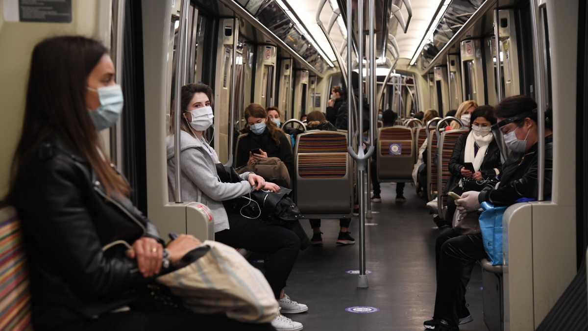 Immagine di Parigi come Roma. Il problema dei trasporti ai tempi del virus (di nuovo)