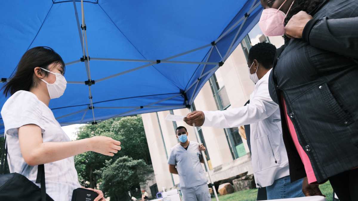 Immagine di Perché gli incentivi alla vaccinazione potrebbero rivelarsi controproducenti