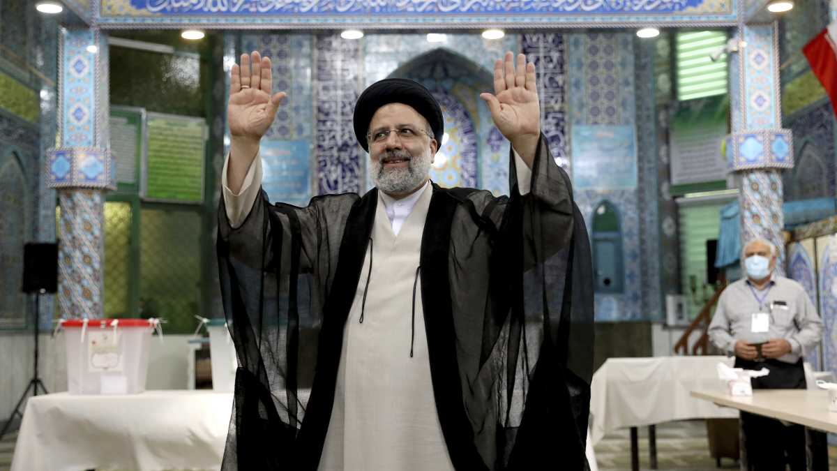 Immagine di L’Iran manda agli Esteri il volto presentabile dei pasdaran