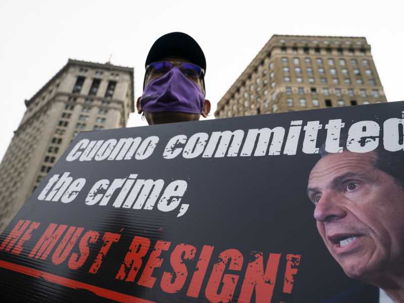 Cos’è una molestia? Il caso Cuomo