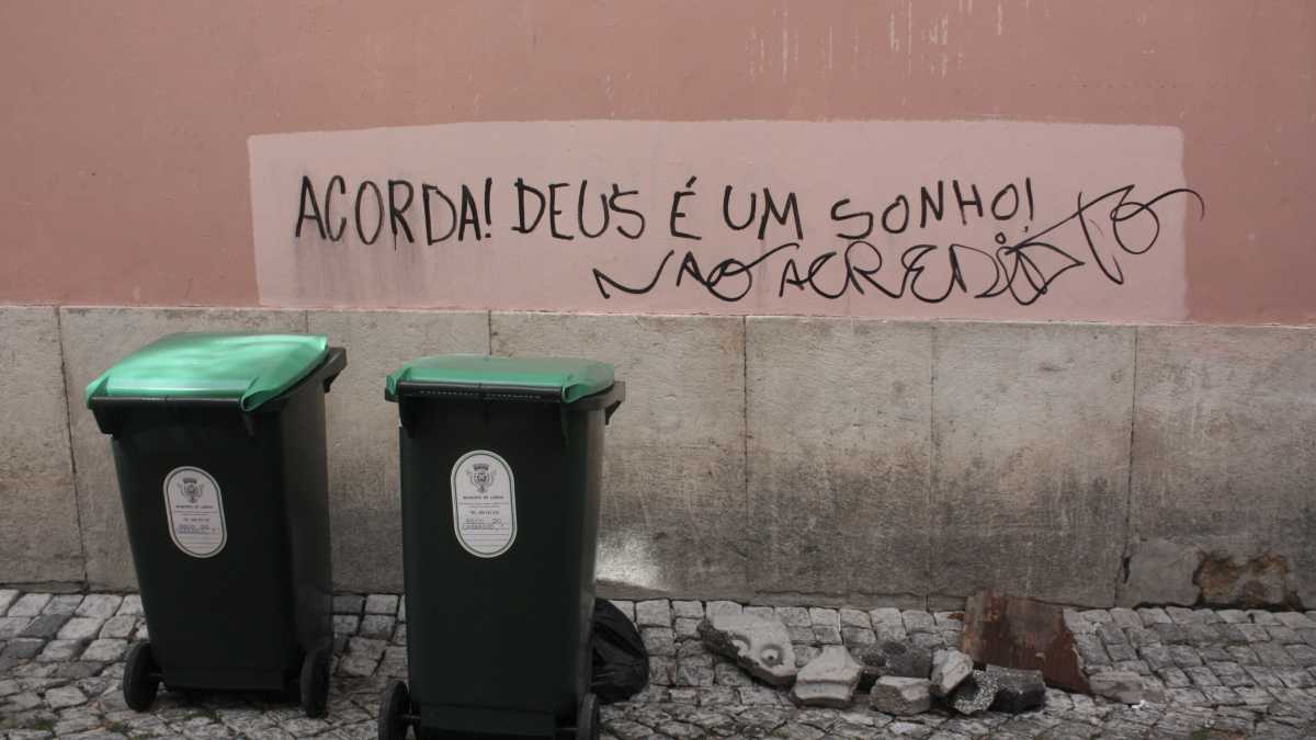 Immagine di Come il folle di Nietzsche, non cerchiamo più nulla. Dio è morto, per ora