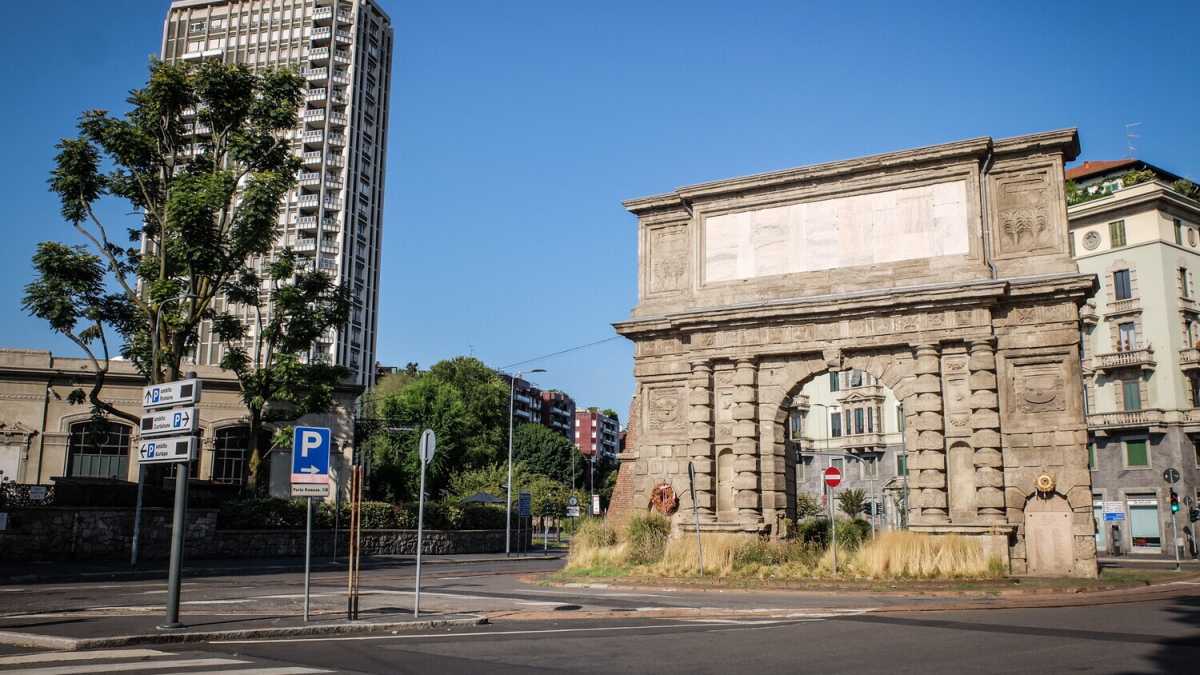 Immagine di Ferragosto elettorale a Milano
