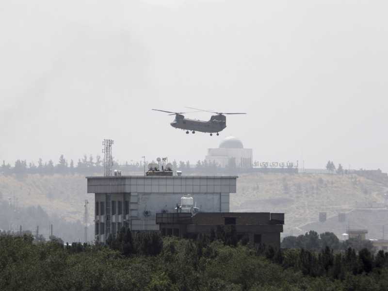 Afghanistan: i talebani hanno preso Kabul. Ghani si dimette.