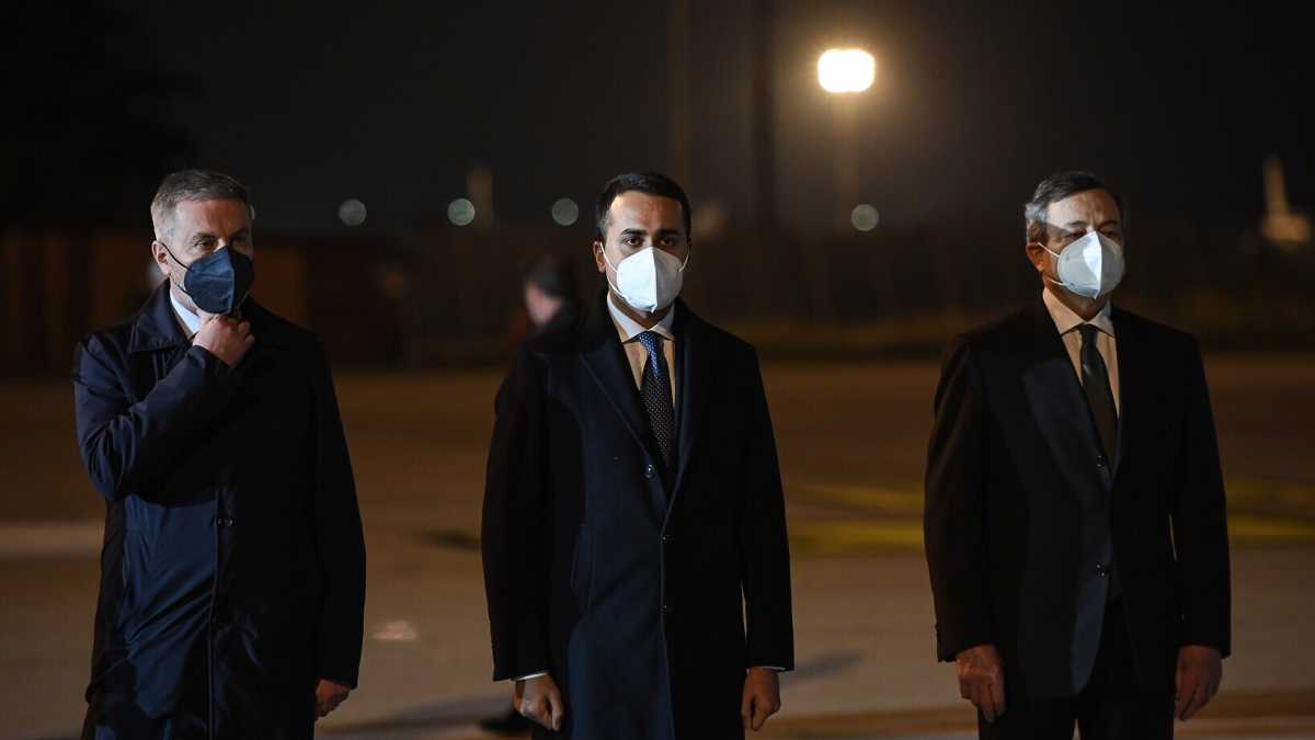 Immagine di Gli Usa chiudono l'aeroporto di Kabul. Di Maio e Guerini escludono i corridoi umanitari