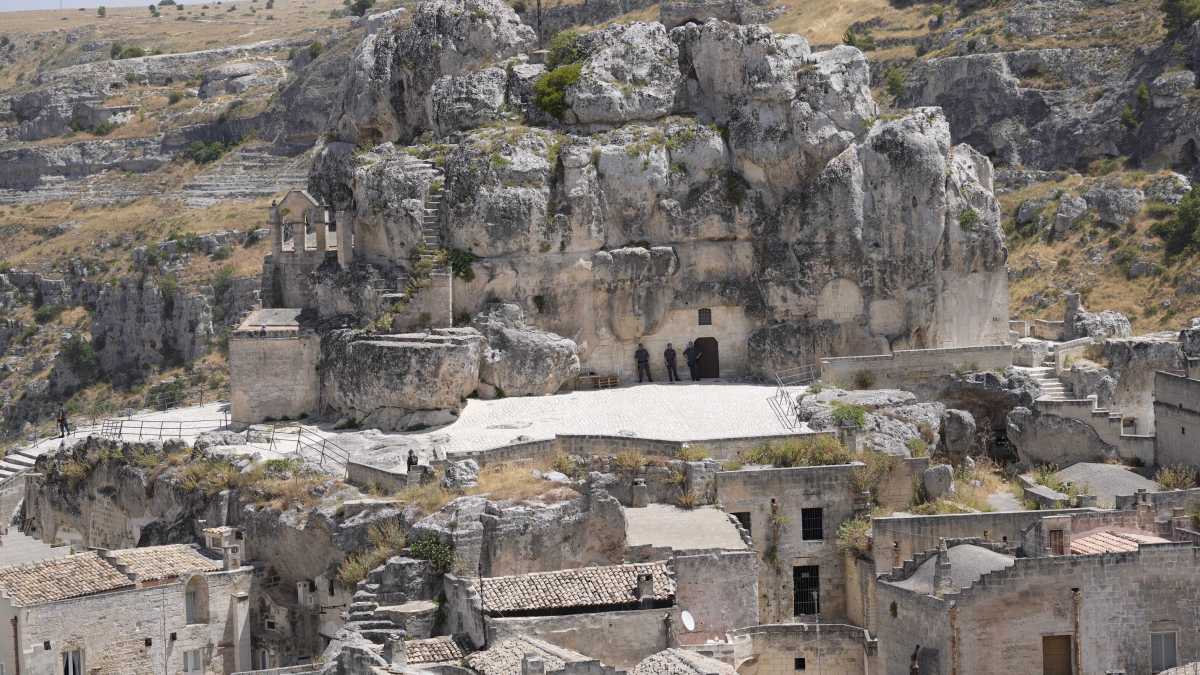 Immagine di La vergogna di Matera erano i Sassi, ora è il turismo