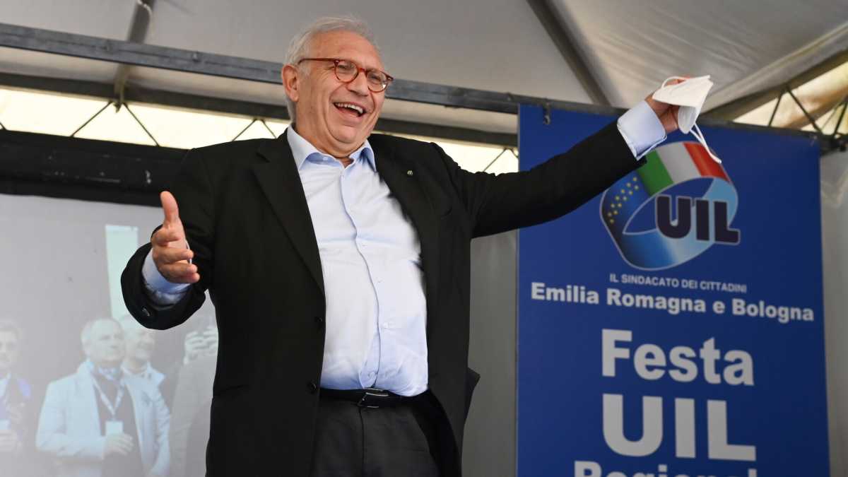 Immagine di Chi deve avere diritto ai tamponi gratis sono i giovani, non gli insegnanti