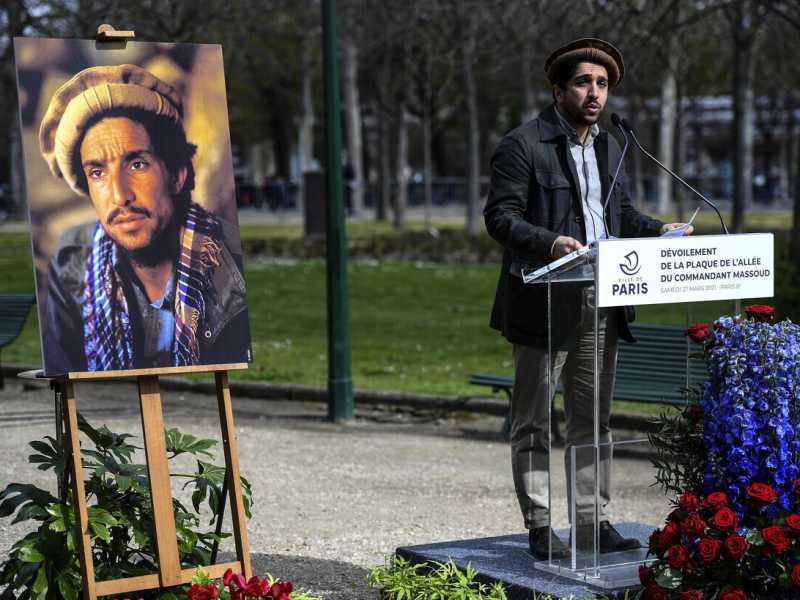 Ahmad Massoud, durante una cerimonia commemorative per suo padre, il leggendario combattente antitalebano comandante Massoud (Ansa) <br />