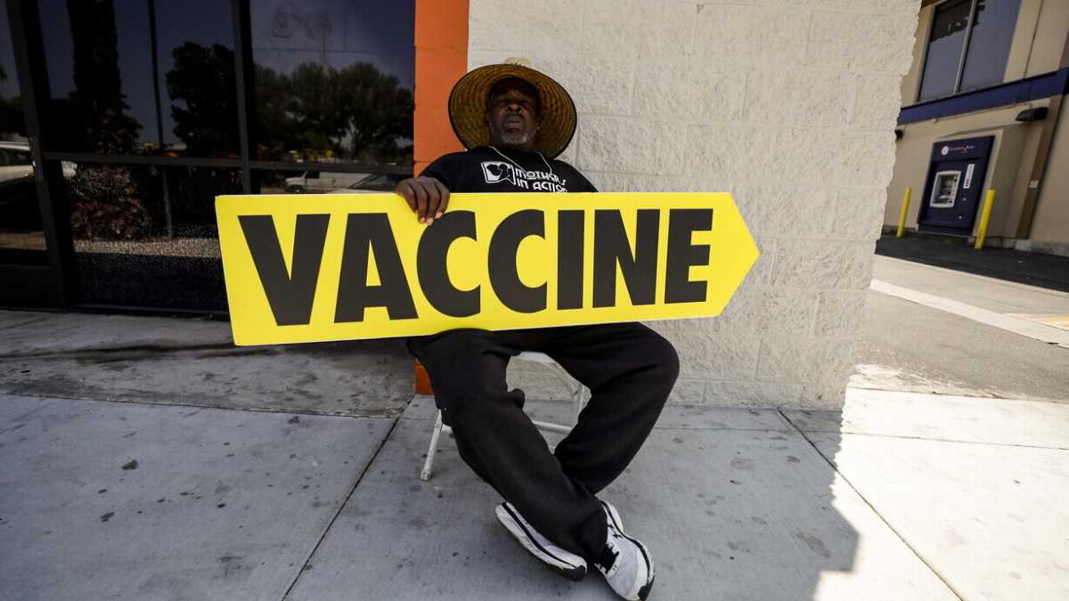 Immagine di Ciak, si vaccina! L'obbligo vaccinale e il buon esempio del cinema americano (e italiano)