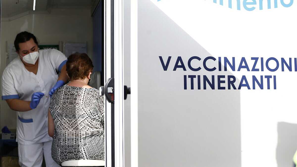 Immagine di Terza dose e coordinamento vaccinale