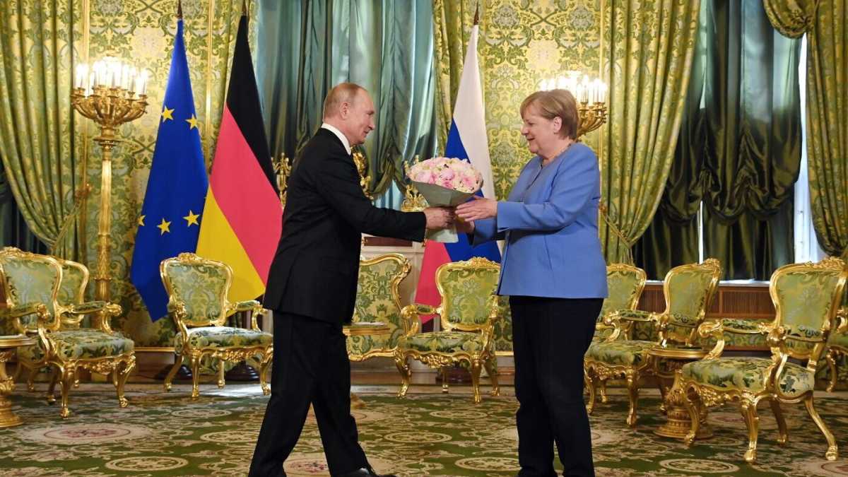 Immagine di L'ultima visita di Merkel a Putin