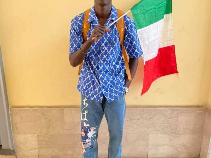 Khaby Lame, il tiktoker italiano più seguito al mondo (foto dal suo profilo Facebook)