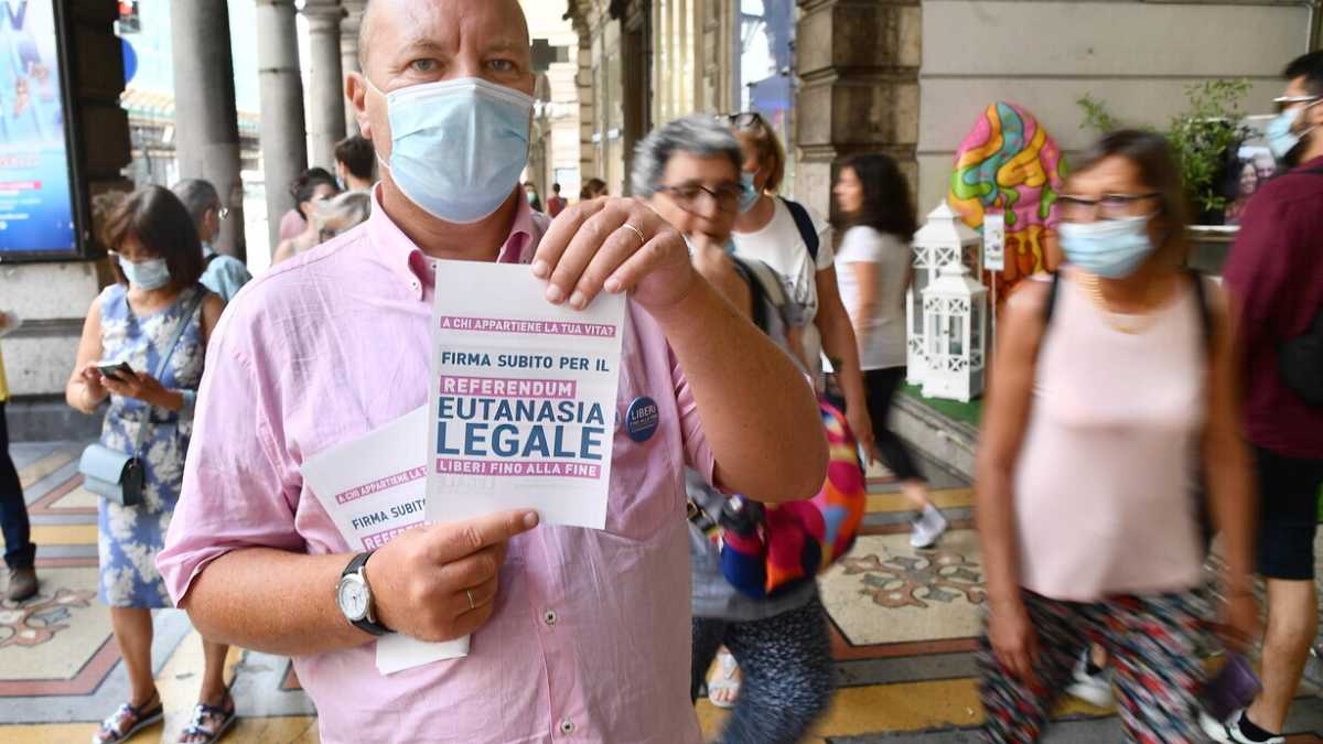 Immagine di Eutanasia o eugenetica?