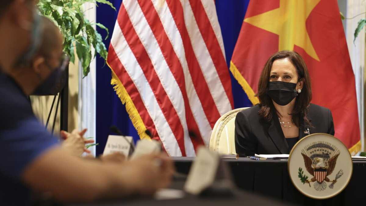 Immagine di Kamala Harris cerca alleati in Asia, ma si trova in mezzo al guaio afghano