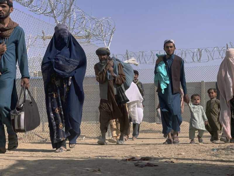 Chi è rimasto a Kabul chiede aiuto in qualsiasi modo: anche ai gruppi online