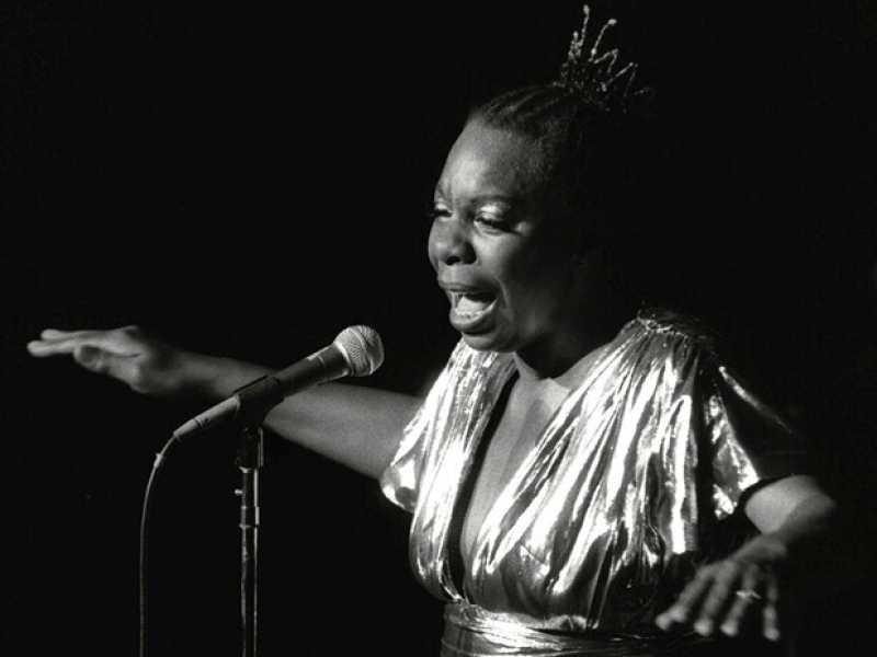 Nina Simone in una foto del 1985 (LaPresse)