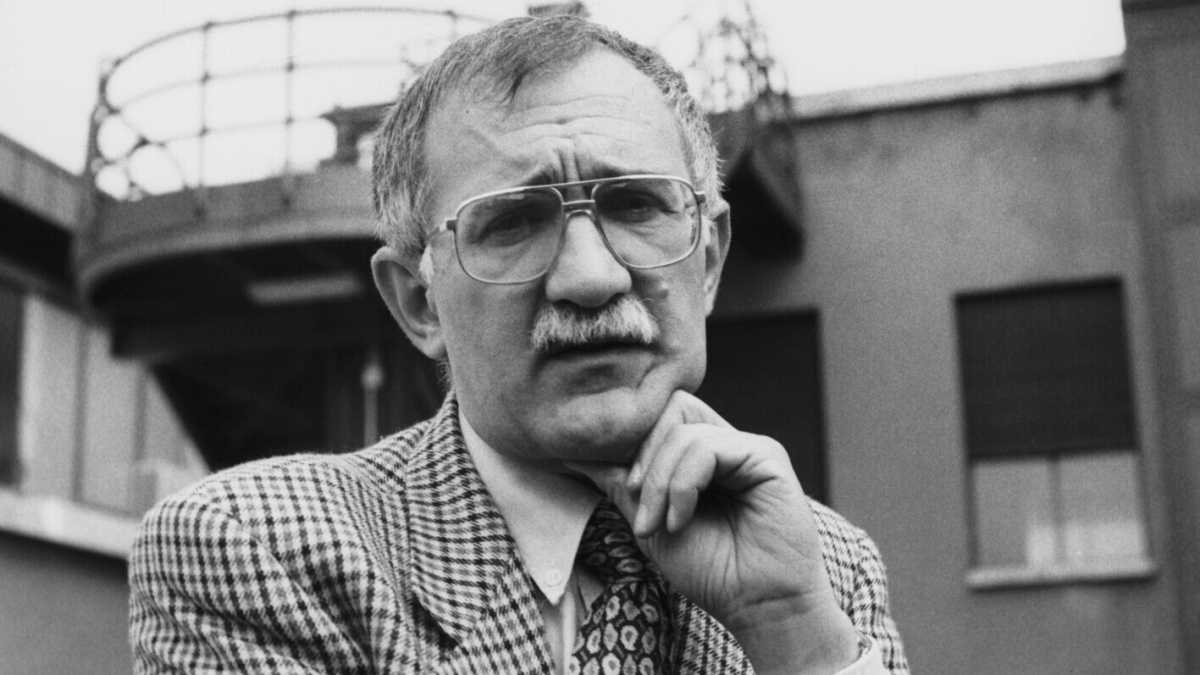 Immagine di Il virus, la Dad, il futuro, la responsabilità. Due chiacchiere con il grande italianista