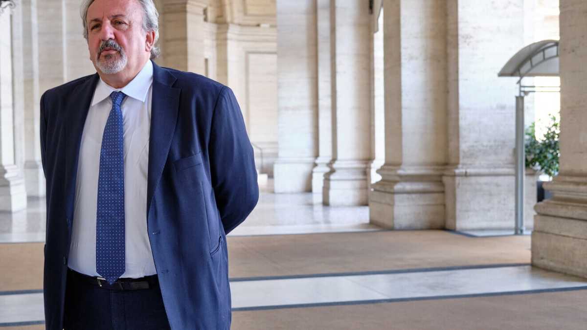 Immagine di La svolta pro Salvini di Emiliano. Stefano (Pd): “Se ne occupi Letta”