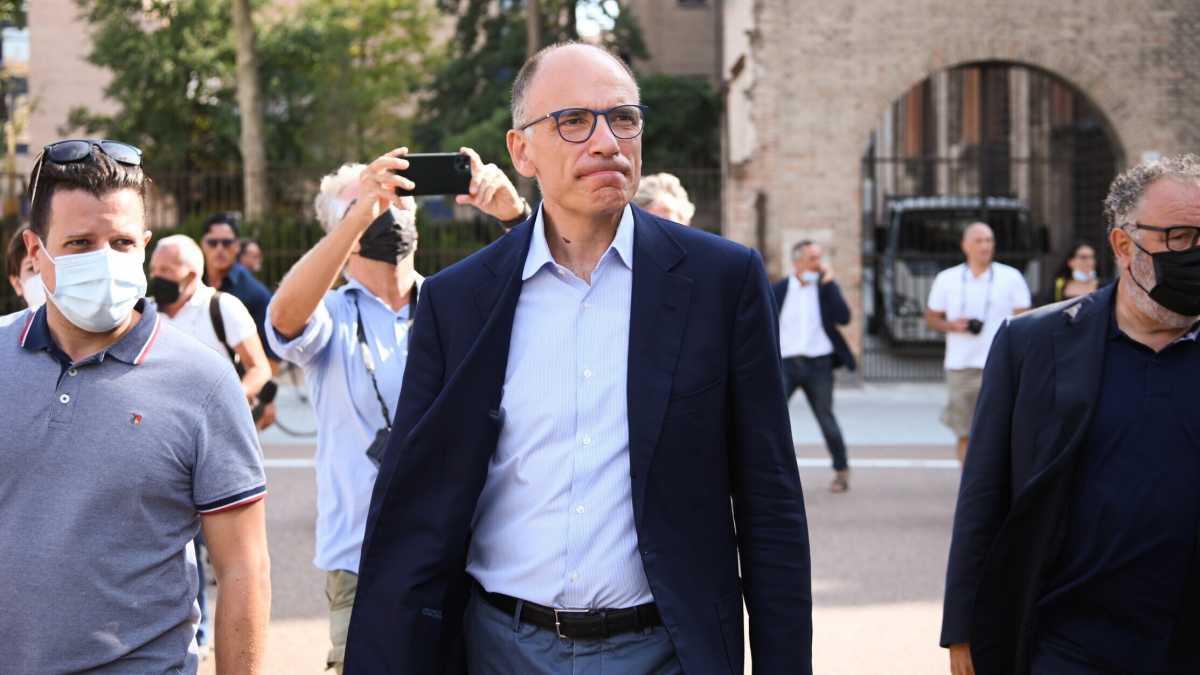 Immagine di Letta segretario no vox