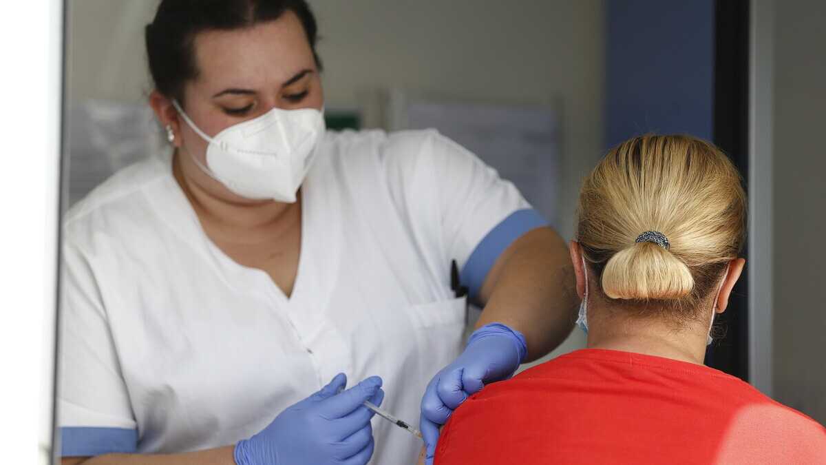 Immagine di Un patto lavoro-vaccini: si può fare