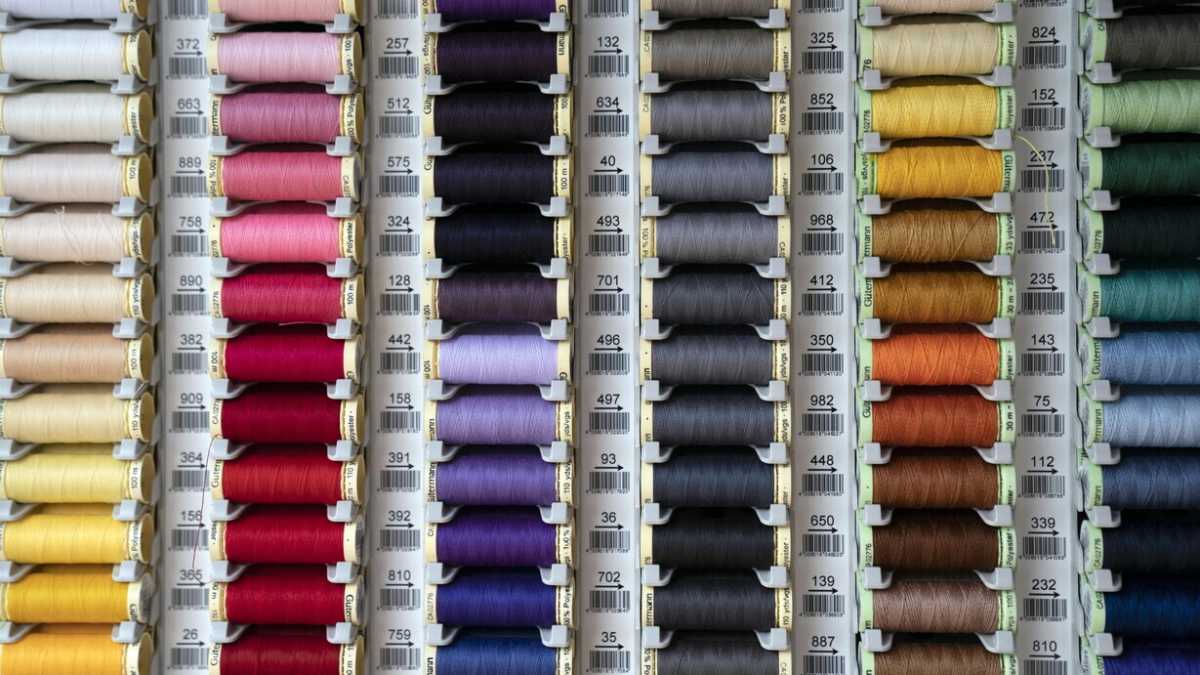 Immagine di Chic, ma non strategica. No al golden power per la moda