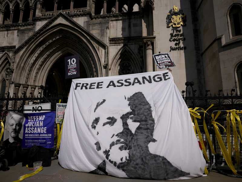 Manifestazione a favore della scarcerazione di Julian Assange a Londra (LaPresse)&nbsp;