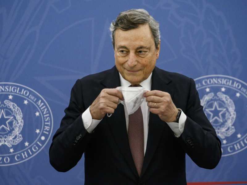 L'arte sapiente di una risposta breve, spiegata con Draghi
