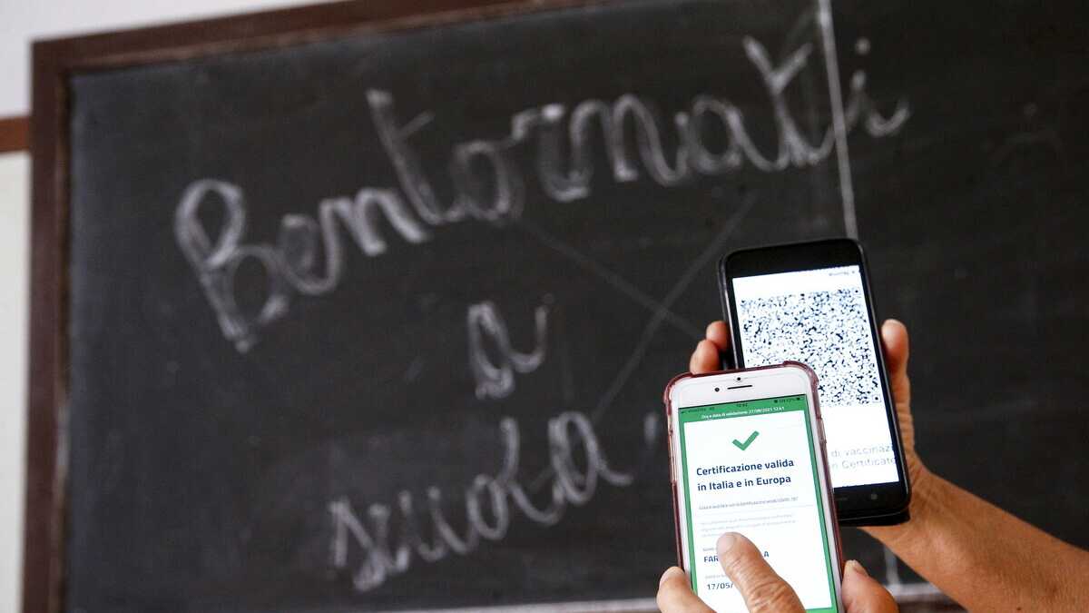 Immagine di La scuola riparte da Bolzano. Dove più di un terzo del personale non è vaccinato