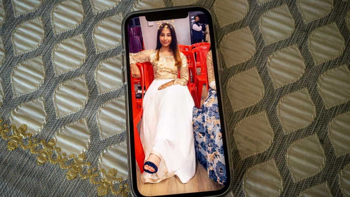 Immagine di Shaina, stuprata e uccisa in Francia perché “sfacciata”