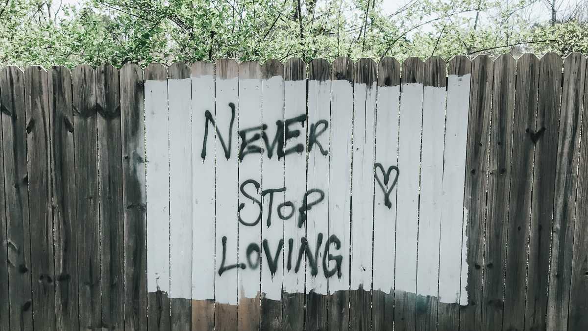 Immagine di Stiamo diventando completamente sdolcinati e troppo benevolenti