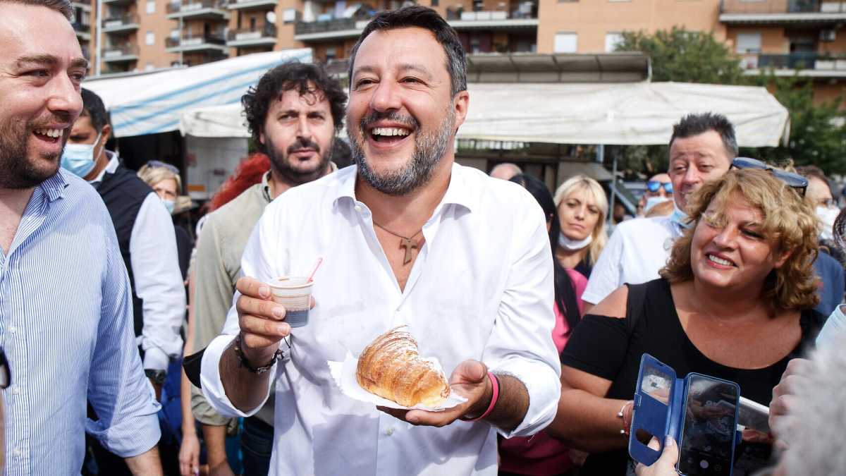 Immagine di Con tutte queste sberle fino a quando Salvini subirà la Lega di governo?