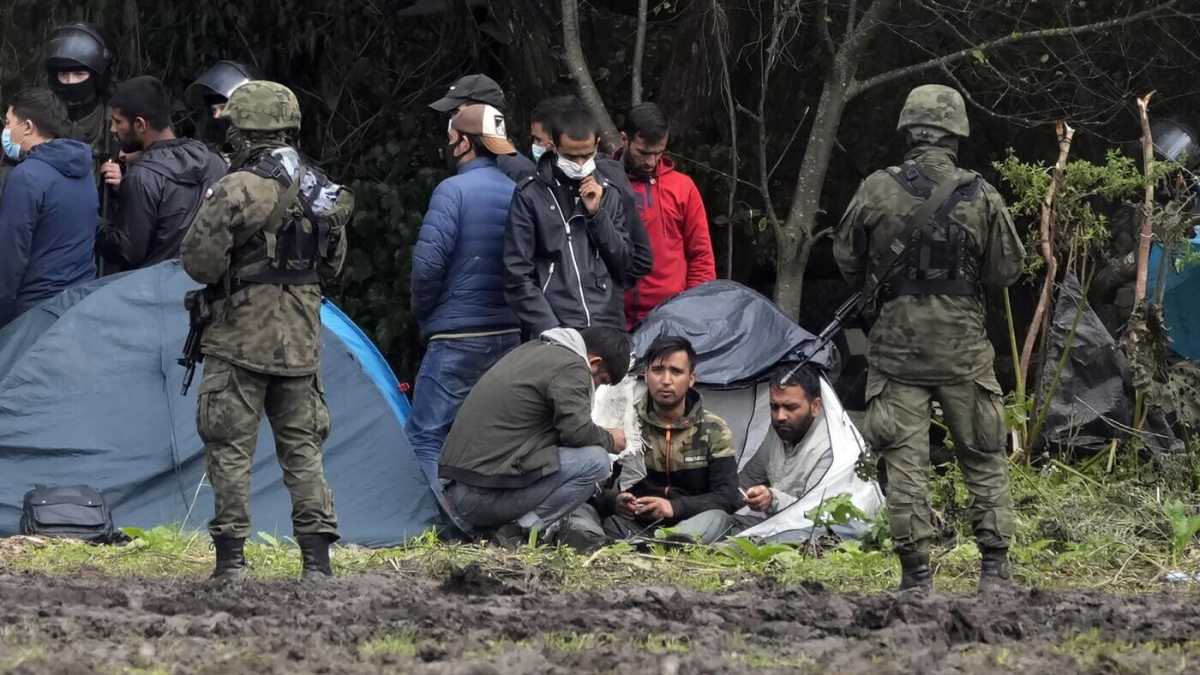 Immagine di I migranti afghani nella terra di nessuno tra Minsk e Varsavia