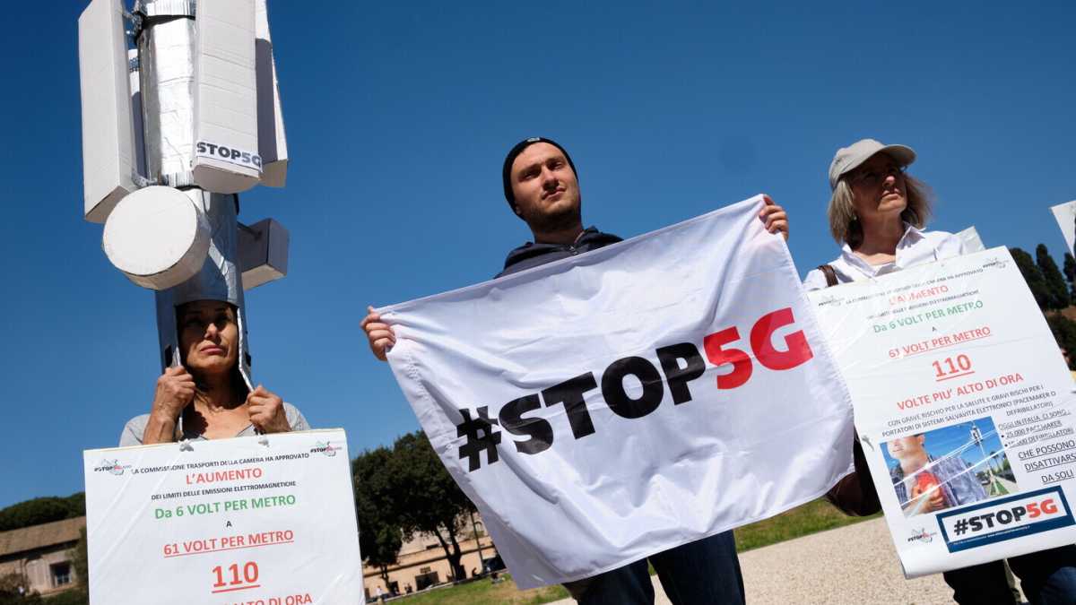 Immagine di Ecco il sorpasso del 5G. La battaglia per fermarlo è persa (per fortuna)