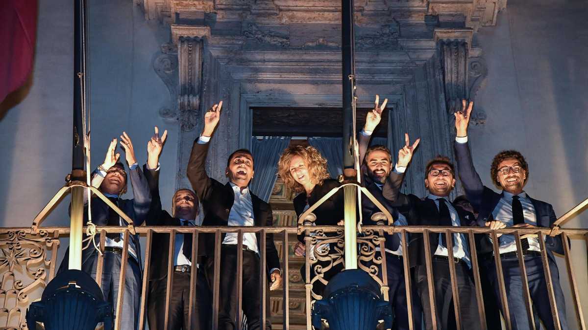 Immagine di Dal cespuglioso pasticcio del reddito di cittadinanza non usciremo