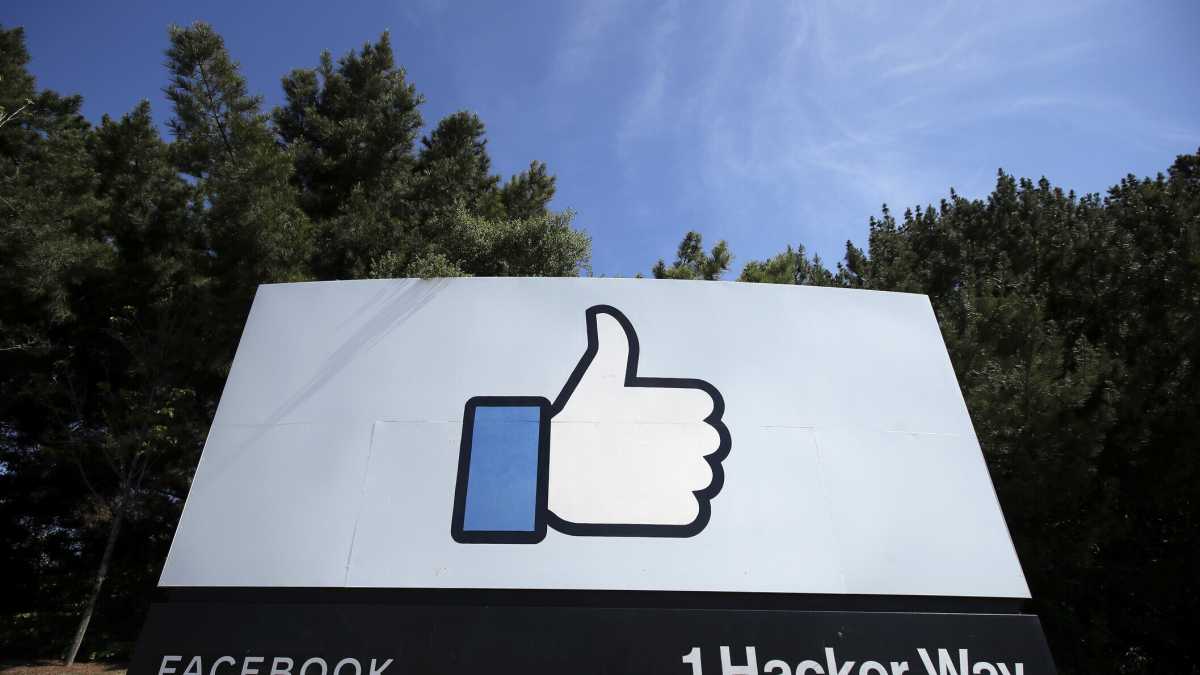 Immagine di Con gli algoritmi di Facebook i cospirazionisti giocano in casa