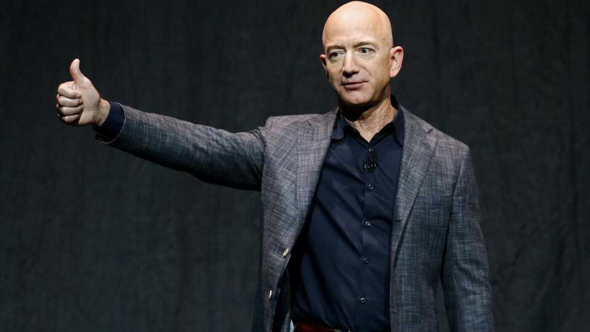 Immagine di Bezos, il grande restauratore