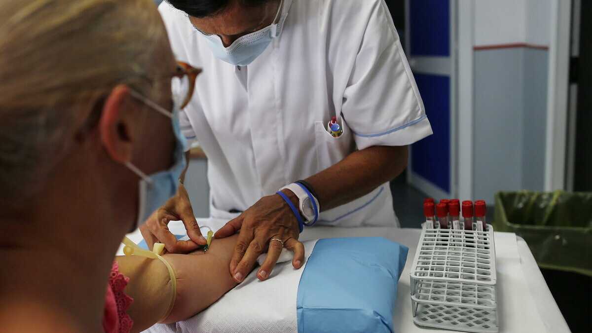 Immagine di No, i vaccini non renderanno il virus più pericoloso