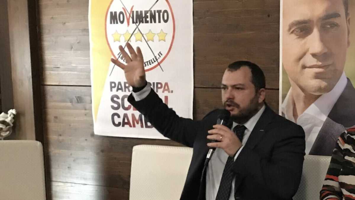 Immagine di Vianello (M5s) sbatte la porta: “Abiurati i temi ecologisti. Con Conte un partito democristiano"