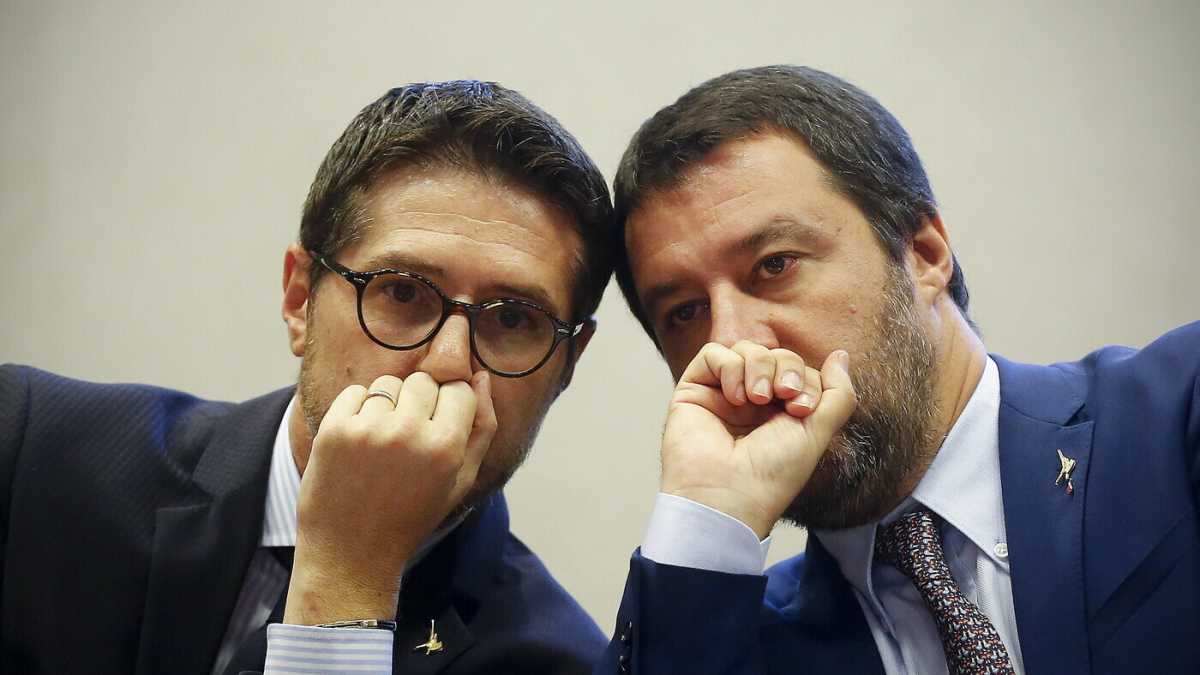 Immagine di Il leghista Molteni disobbedisce a Lamorgese e diserta il G7. Lo strappo di Salvini