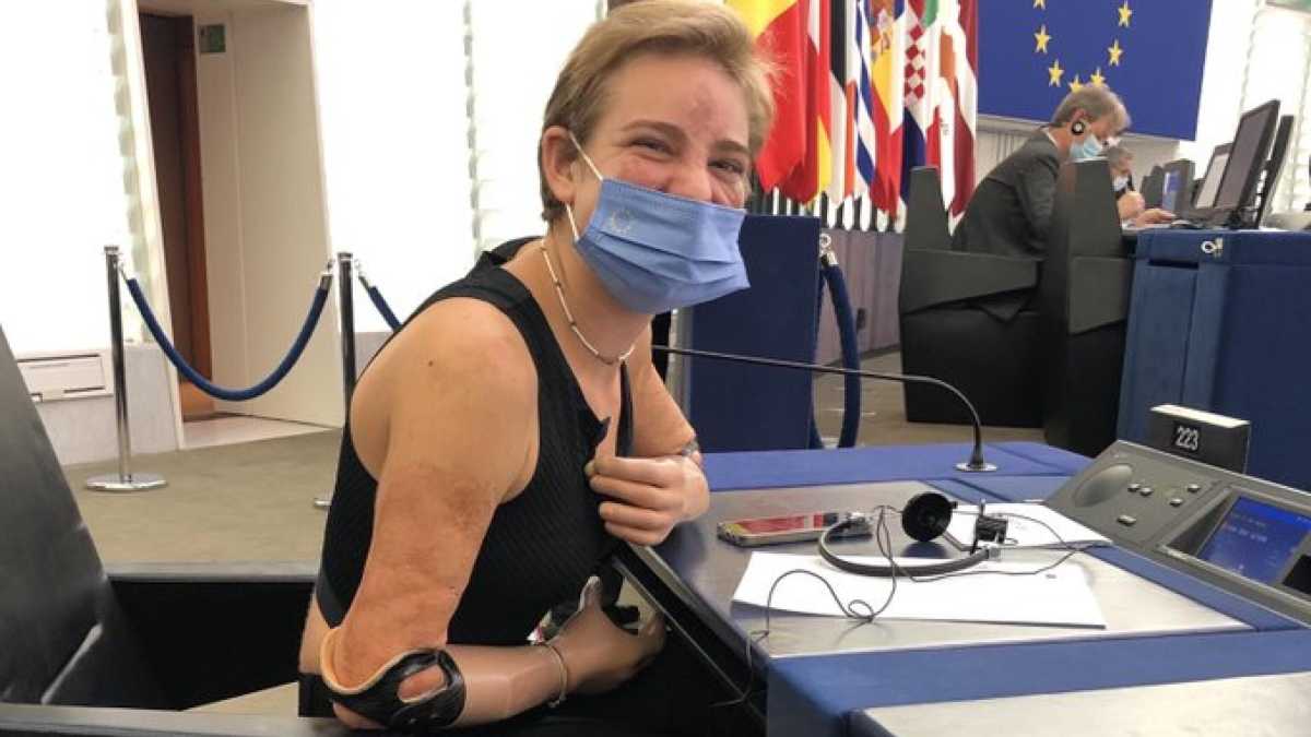 Immagine di Bebe Vio: "La diversità non è un limite. Von der Leyen è pazza di me e io di lei"