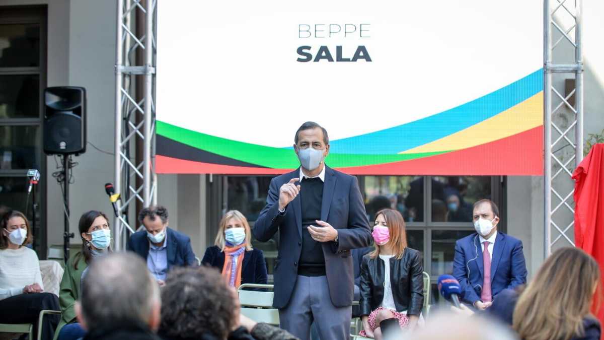 Immagine di Il momento d’oro della sinistra delle città per Sala è senza M5s