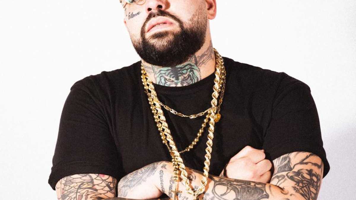 Immagine di La mafia canta le canzoni neomelodiche