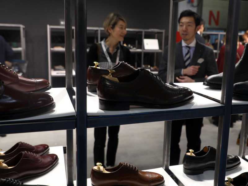 A riveder le scarpe. A Milano un Micam da spettacolo: la politica lo sa?