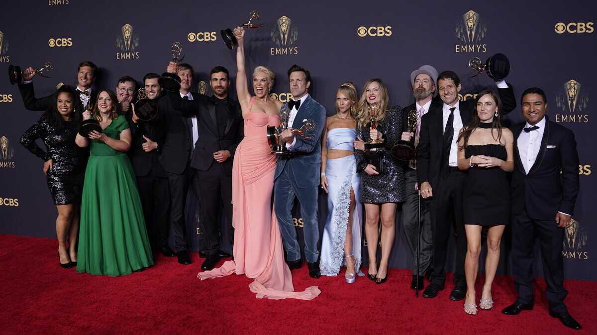Immagine di Agli Emmy sbancano “The Crown” e “Ted Lasso”
