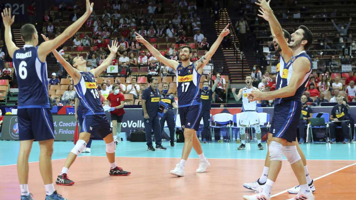 Immagine di Viaggio nel mistero dell'Italia del volley che vince gli Europei