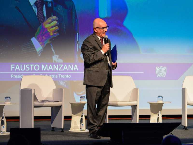 Fausto Manzana, presidente degli industriali trentini (foto dal profilo Facebook di Confindustria Trento)