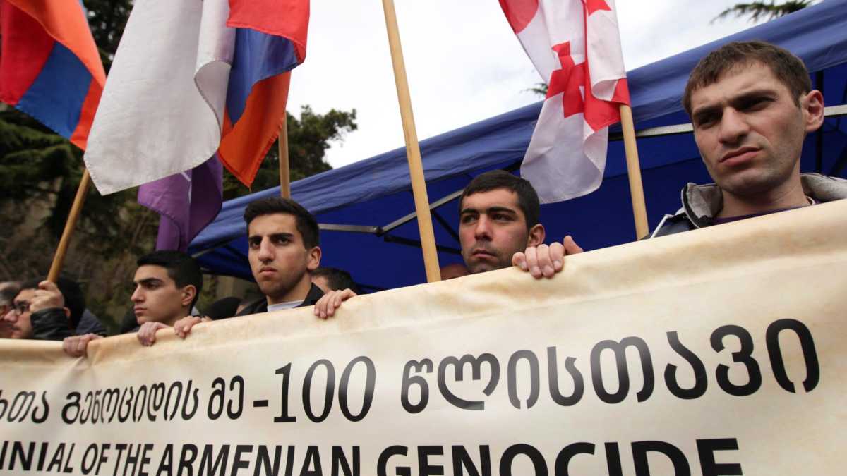 Immagine di Parla Taner Akçam, lo storico turco che ha trovato le prove del genocidio armeno